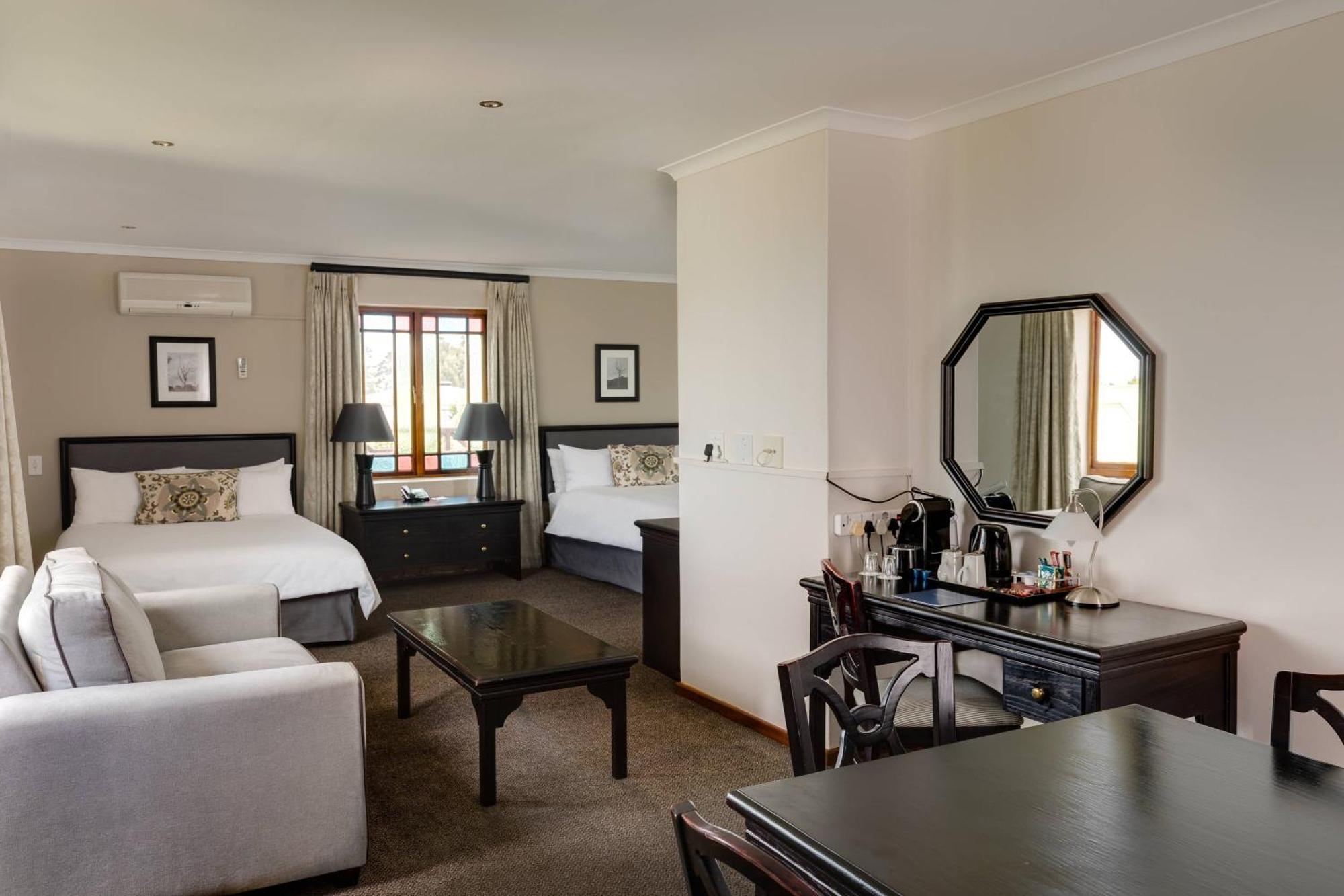 Protea Hotel By Marriott George King George Zewnętrze zdjęcie